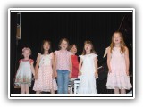 LES PETITES AU CHANT